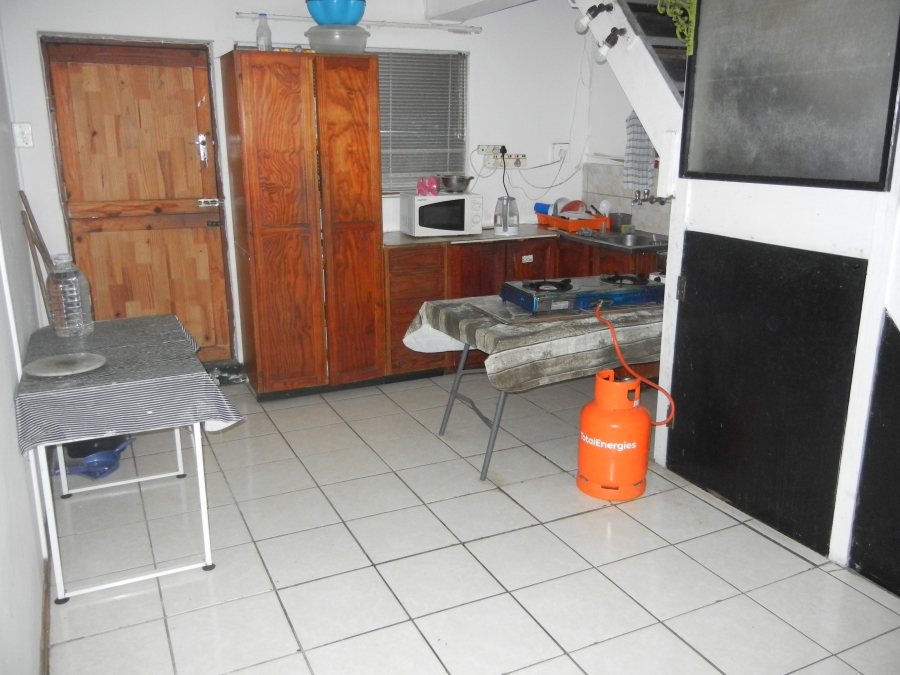 9 Bedroom Property for Sale in Sunnyridge Eastern Cape